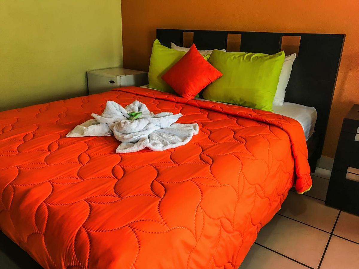 Hotel Las Flores Fortuna La Fortuna Luaran gambar