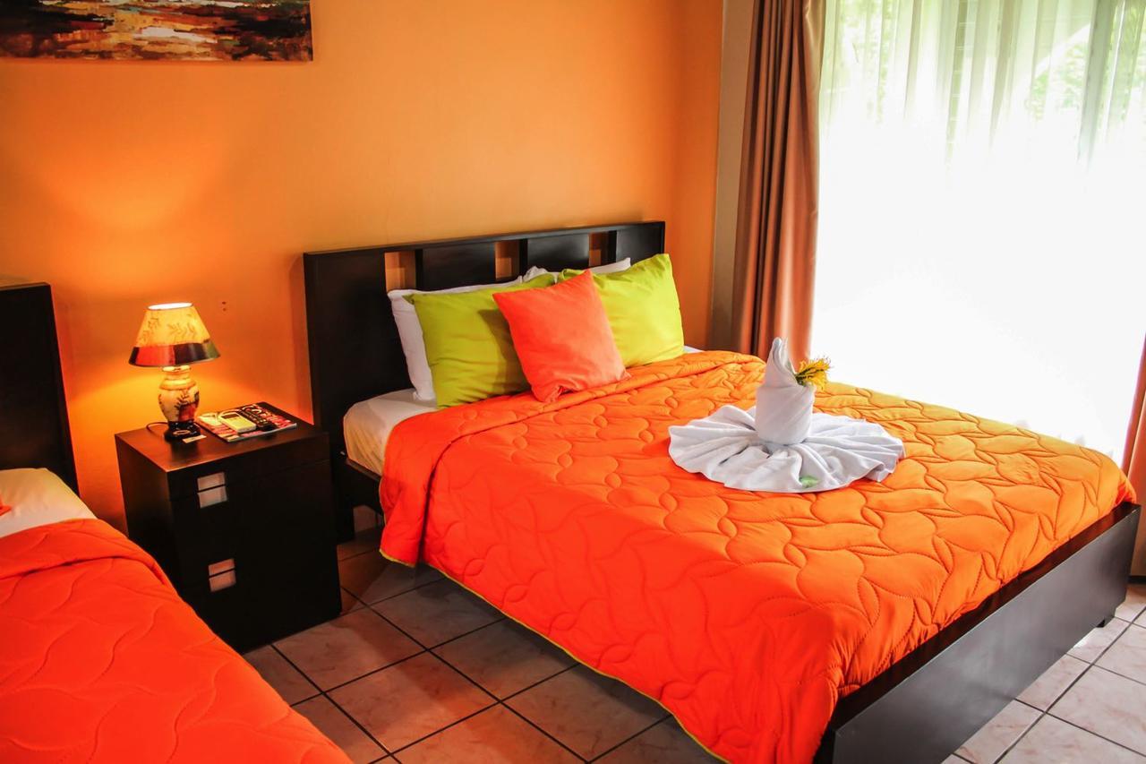 Hotel Las Flores Fortuna La Fortuna Luaran gambar