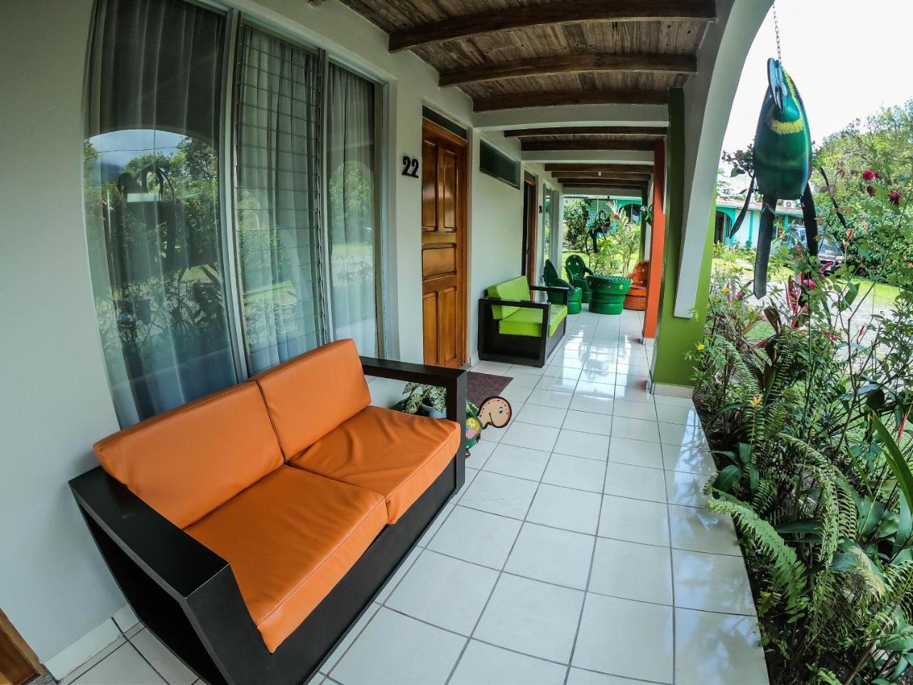 Hotel Las Flores Fortuna La Fortuna Luaran gambar