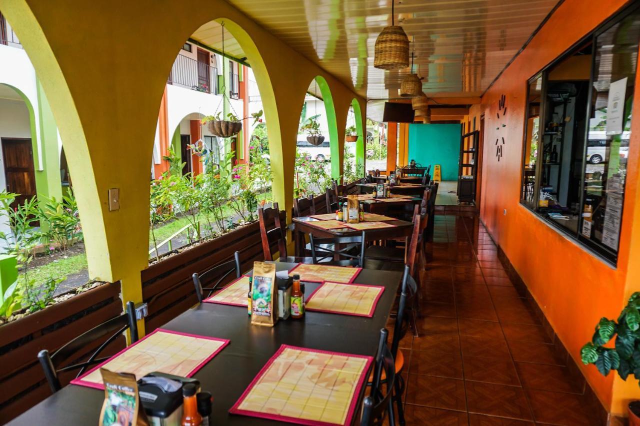 Hotel Las Flores Fortuna La Fortuna Luaran gambar
